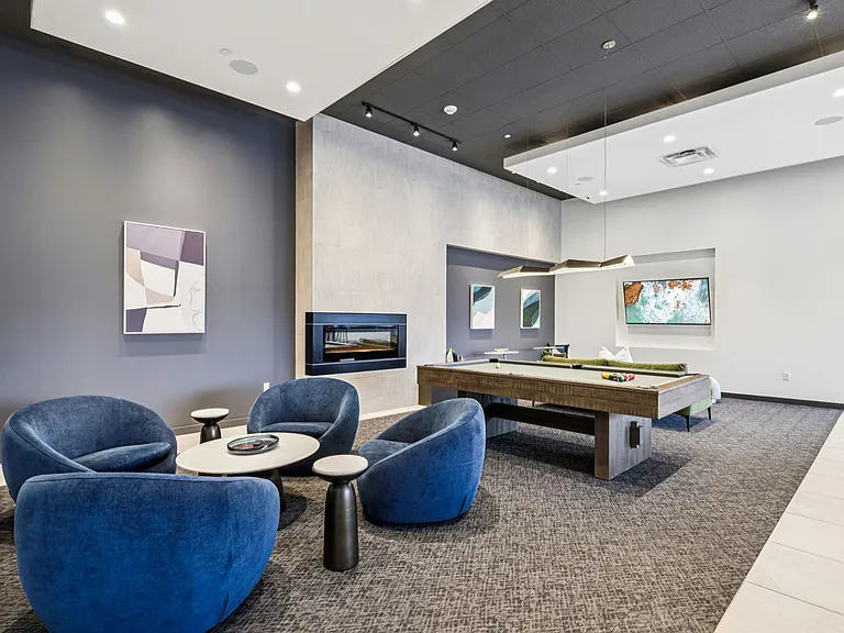 Coda on Centre — Photo 16