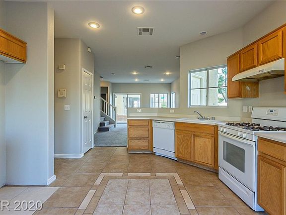 4th image of 9915 Star Lake Ave