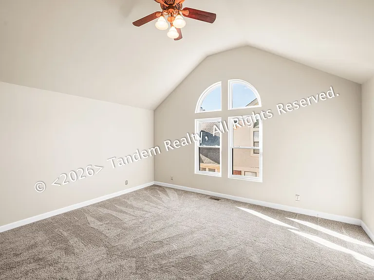 937 Russell St Apt 10 (30)_07222026