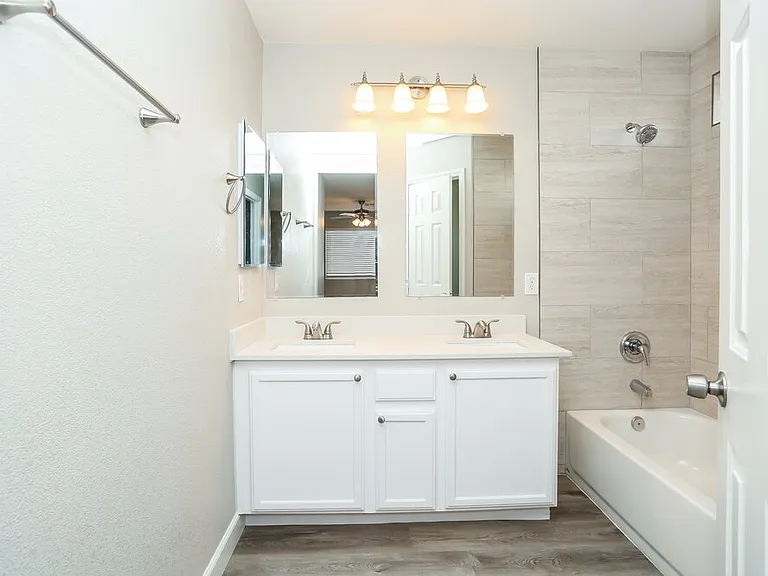 8013 Indian Blanket St — Photo 10