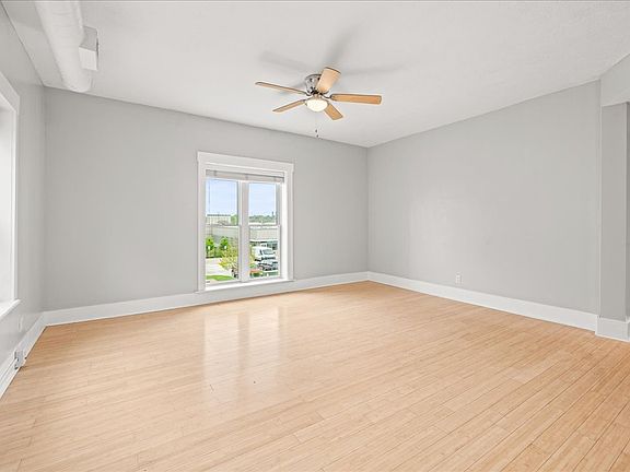 2nd image of 213 S 26th Ave APT 4
