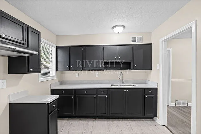 3256 Starsdale St — Photo 10