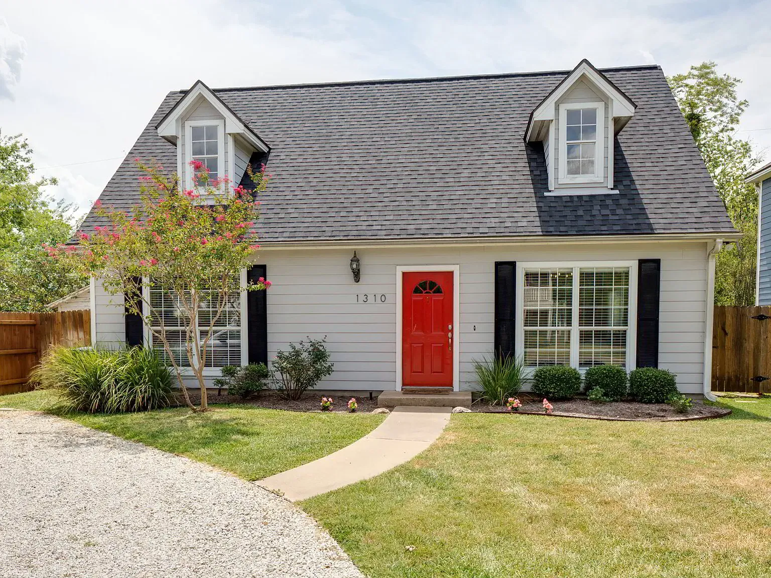 4 bed, 2.0 bath, $3,300 — Photo 1