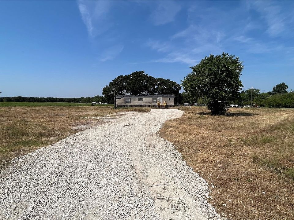 1st image of 633 County Road 162