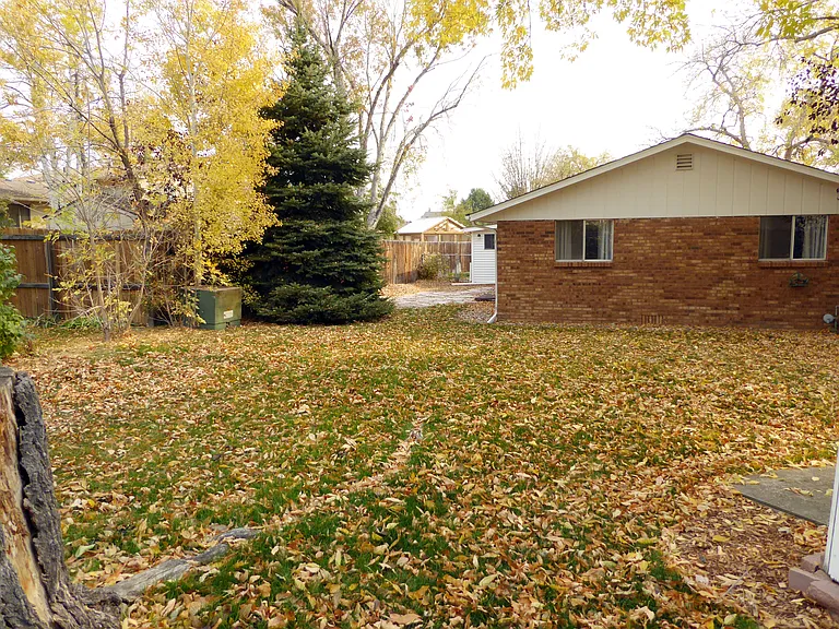 331 Juniper Pl — Photo 27