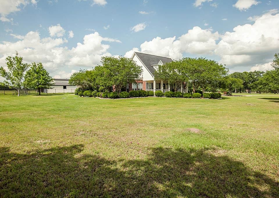 1st image of 5504 Trotter Ln