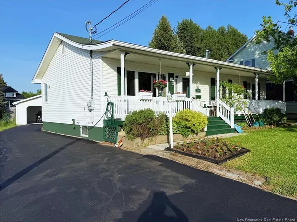 10 King St, Shediac, NB E4P 1X9
