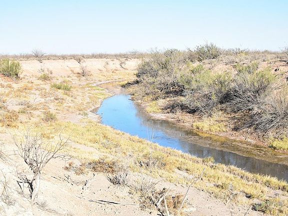 5th image of 7026 Tiny Earp Rd