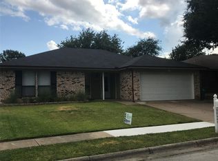 6468 Green Ridge Dr, Watauga, TX 76148