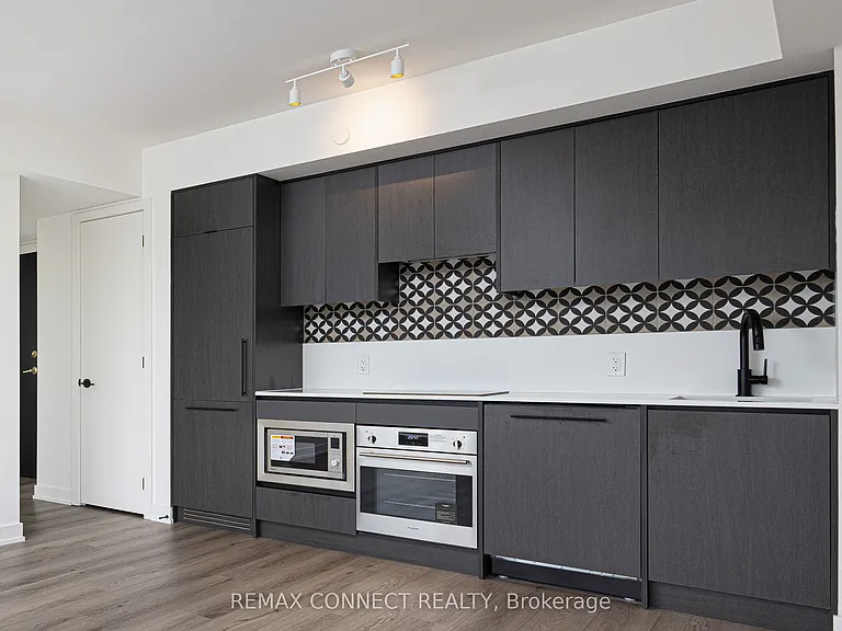 5 Lakeview Ave #515 — Photo 9