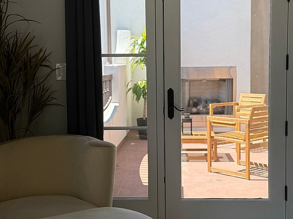 5th image of 188 S Sierra Madre Blvd Unit 7