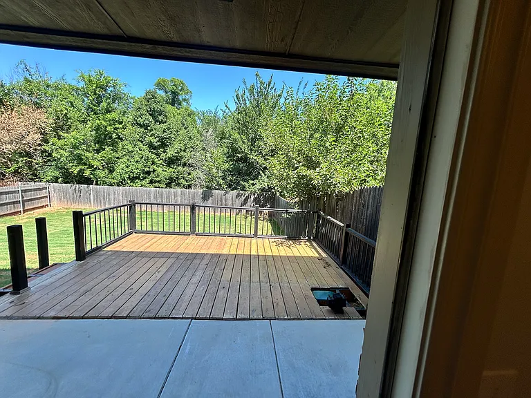 12021 Jadesdale Cir — Photo 24