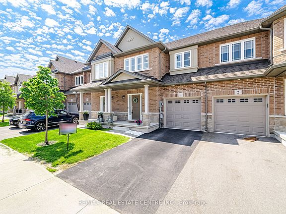 4th image of 4 Laguna Village Cres