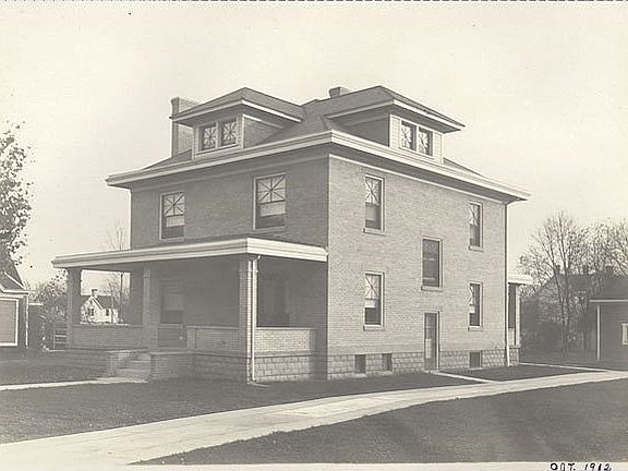 3rd image of 307 Oxford Ave