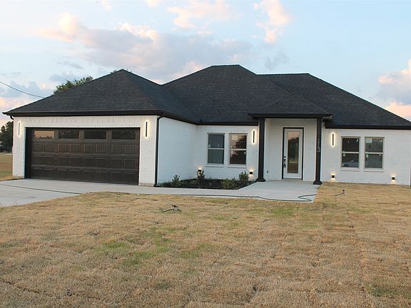 3rd image of 113 Scenic Rd