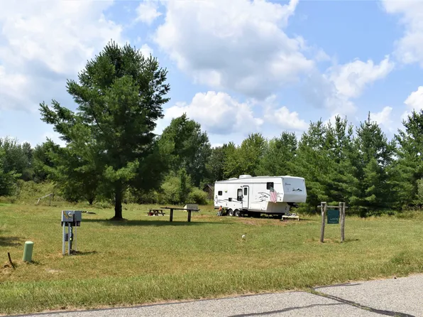 5437 Winchester Way, Gladwin, MI 48624