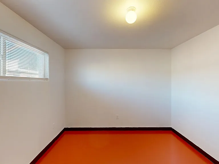 Renovated & Loaded 2 Bed Apts in Ridgecrest- Best Nat. Light in ABQ — Photo 8