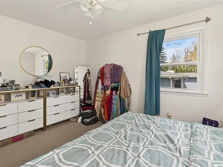 1399 Creek St — Photo 49