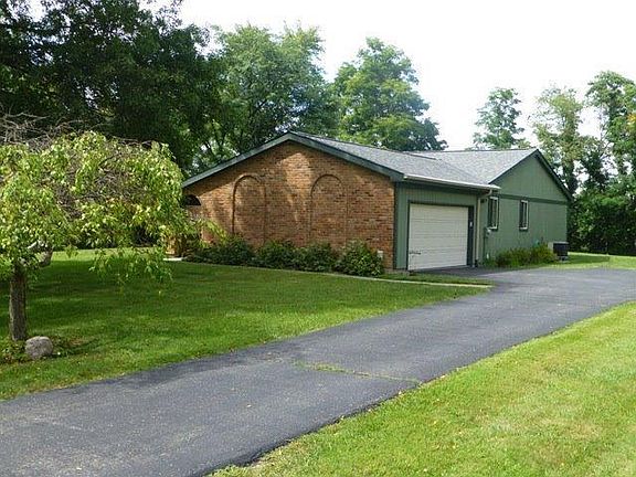 3rd image of 735 Bramblewood Dr
