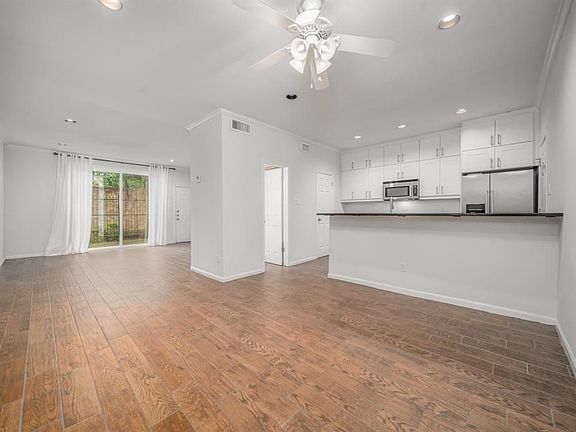 5th image of 1201 McDuffie St Unit 103