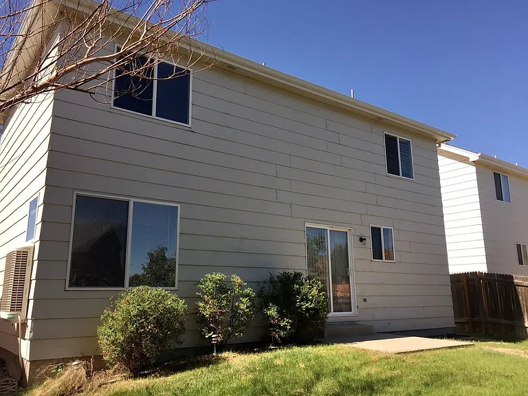 4899 Saddle Ridge Dr — Photo 17