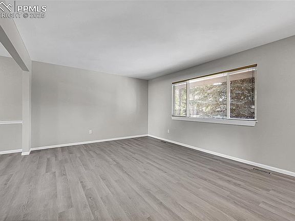 5th image of 5340 Bunk House Ln