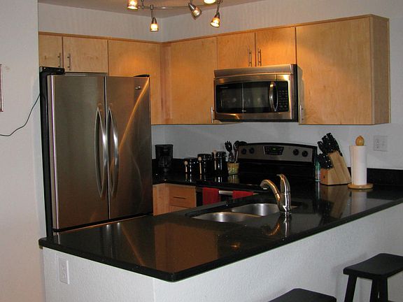 4th image of 2561 W Ironcrest Dr