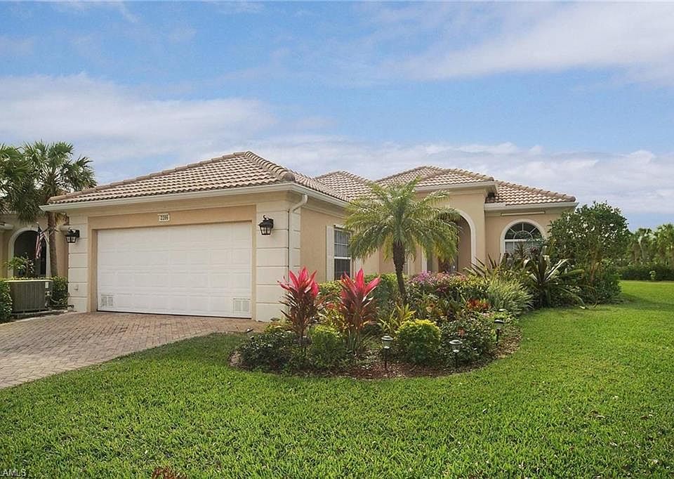 1st image of 2286 Heydon Cir W