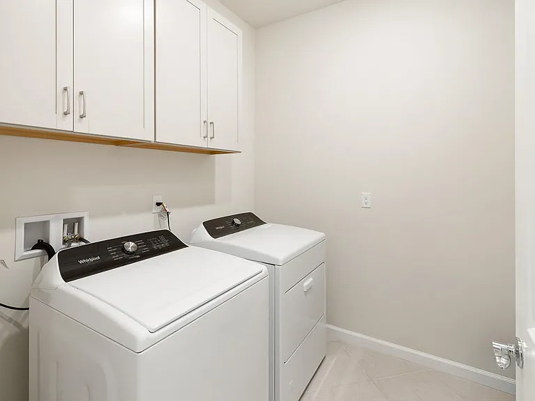 471 SE Vallarta Dr — Photo 26