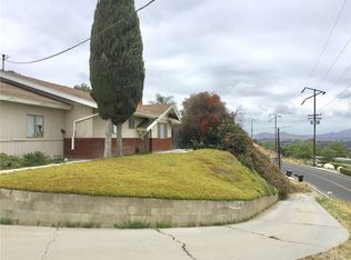 5623 Golden West Ave, Riverside, CA 92509