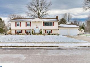 12 Old Post Ln, Hamilton, NJ 08620