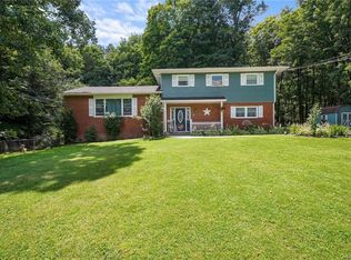 67 Cherry Hill Rd, Blooming Grove, NY 10914