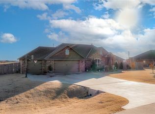 3862 Chuck Wagon Rd NE, Piedmont, OK 73078