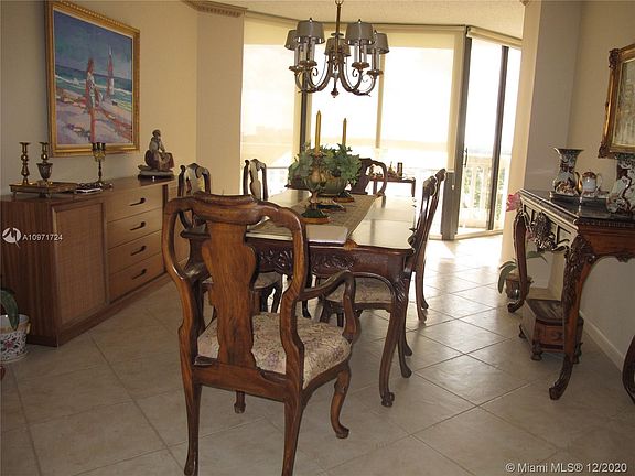3rd image of 2000 Island Blvd APT 1009