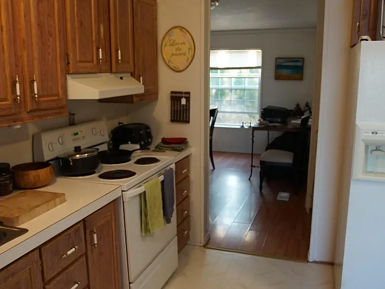 14270 SW Meeker Ter — Photo 14