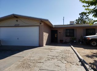 1624 Phil Gibbs Dr, El Paso, TX 79936