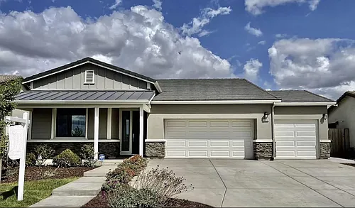 1930 Galleria Dr Photo 1