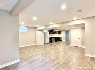 63 Inglewood Pl #2, Whitby, ON L1N8Z8