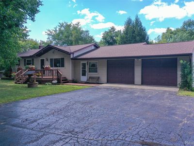 1075 Indian Rd, Lapeer, MI, 48446