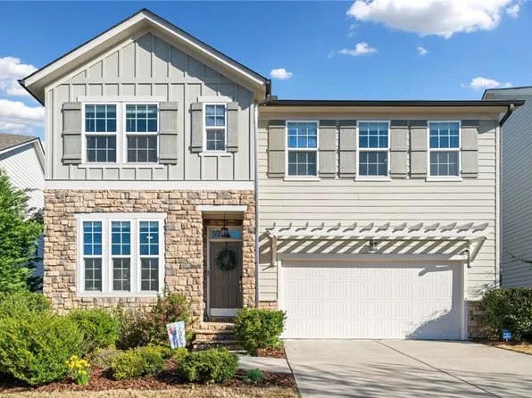 273 Amylou Cir, Woodstock, GA 30188