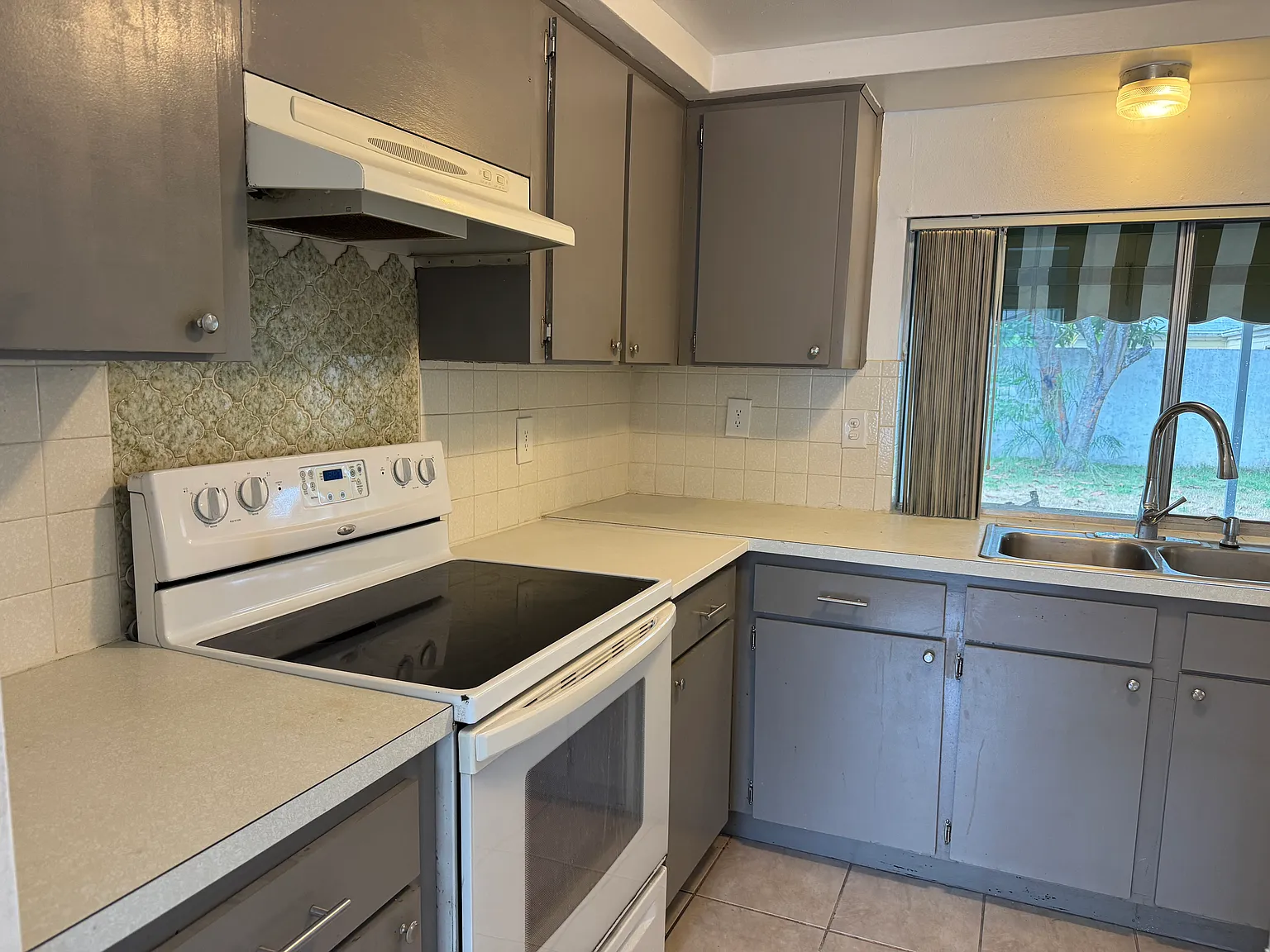 2 bed, 1326 sqft, $1,650 — Photo 4