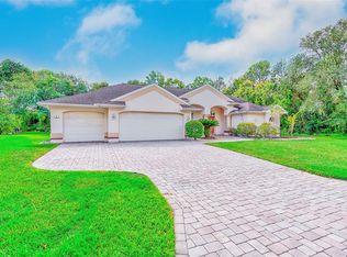 4 Poppy Ct, Homosassa, FL 34446