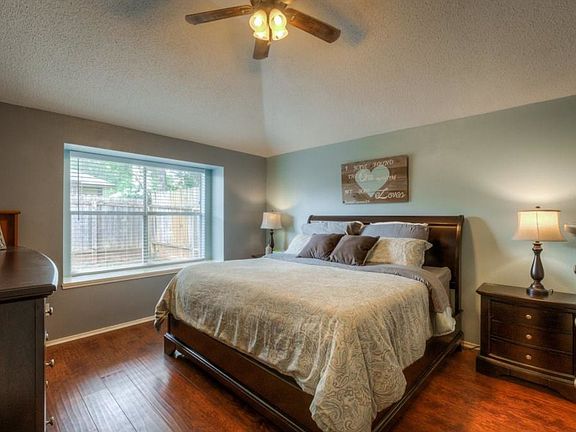 4th image of 607 Clearwater Trl