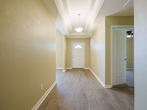 4th image of 5702 Emily Ln