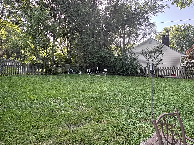 5217 Sycamore Dr — Photo 32