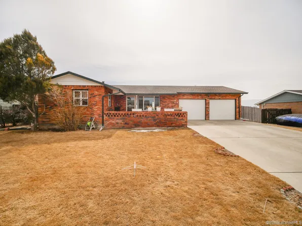 1610 Barratt St, Laramie, WY 82070