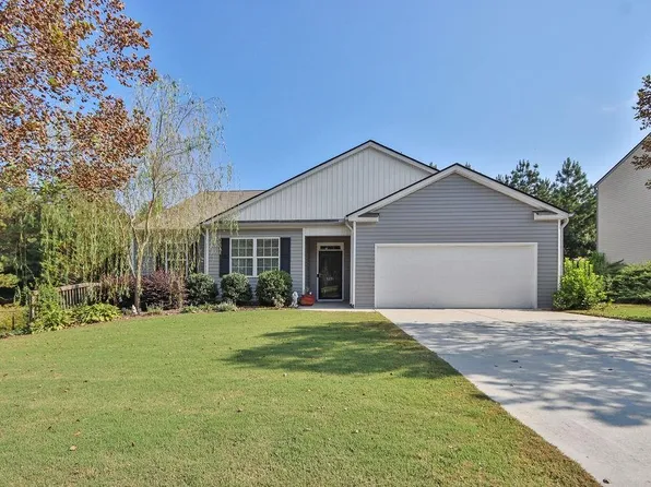3231 Heatherwood Dr, Gainesville, GA 30507