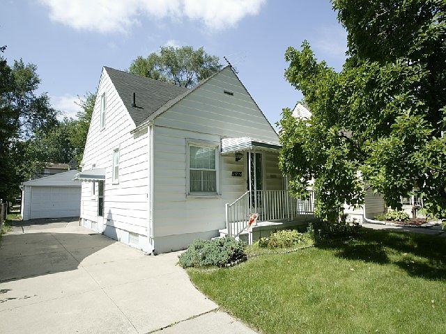 1st image of 17209 Hanna St