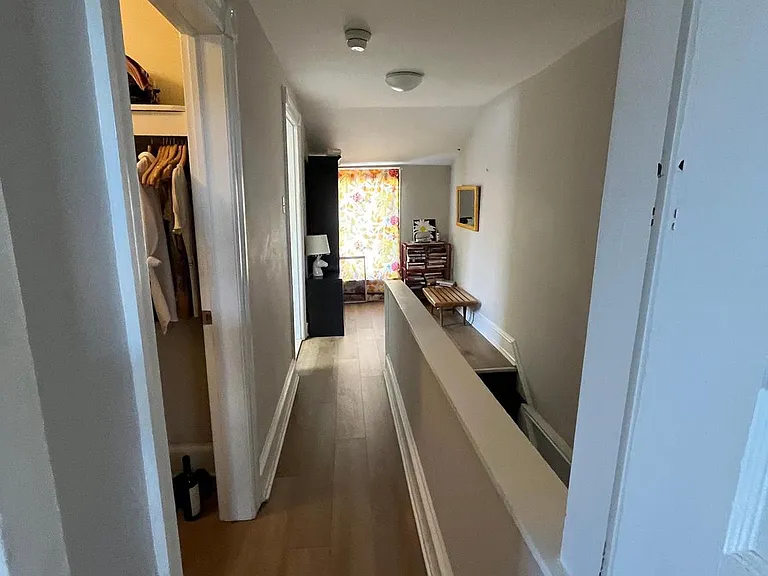 213 Ardmore Ave — Photo 23