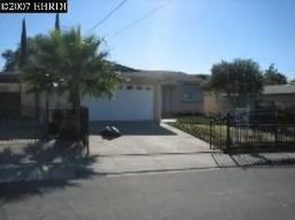 495 Levee Rd, Bay Point, CA 94565